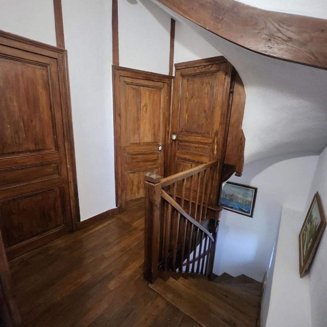 Maison Bourgogne Château-Chinon Екстериор снимка